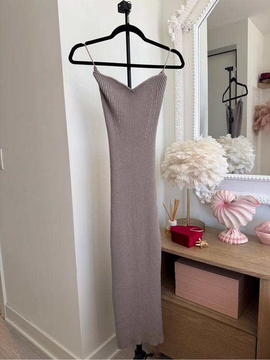 Zara Dresses & Skirts - Zara Knit Bodycon Midi Dress in Taupe
